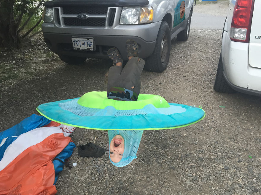 Challenge: Photoshop This Child With A Raft On His Head