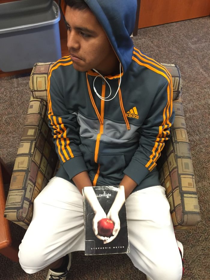 77 Times Books Caused Serious Illusions