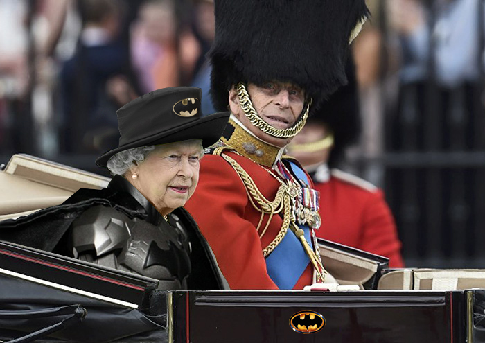 The Queen&#8217;s &#8216;Green Screen&#8217; Outfit Sparks A Hilarious Internet Reaction