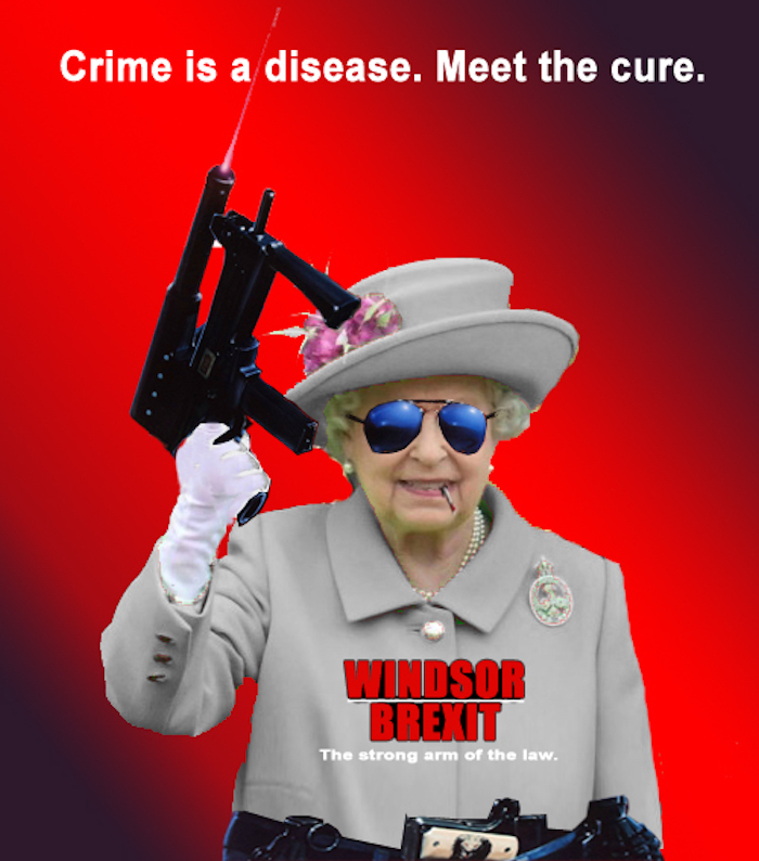 The Queen&#8217;s &#8216;Green Screen&#8217; Outfit Sparks A Hilarious Internet Reaction