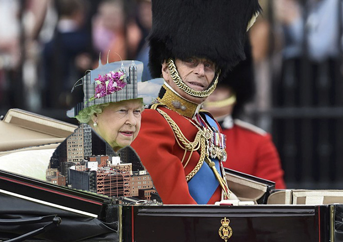 The Queen&#8217;s &#8216;Green Screen&#8217; Outfit Sparks A Hilarious Internet Reaction