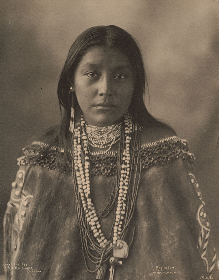 1800s-1900s Portraits Of Native American Teen Girls Show Their Unique Beauty And Style (36 Pics) 1800s-1900s Portraits Of Native American Teen Girls Show Their Unique Beauty And Style (36 Pics)
