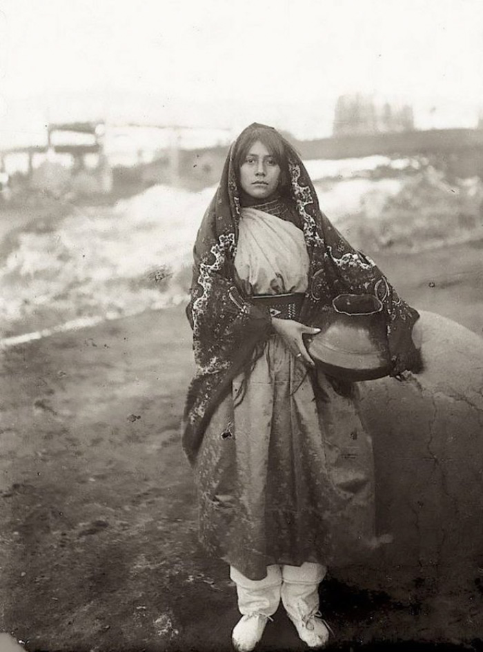 1800s-1900s Portraits Of Native American Teen Girls Show Their Unique Beauty And Style (36 Pics) 1800s-1900s Portraits Of Native American Teen Girls Show Their Unique Beauty And Style (36 Pics)