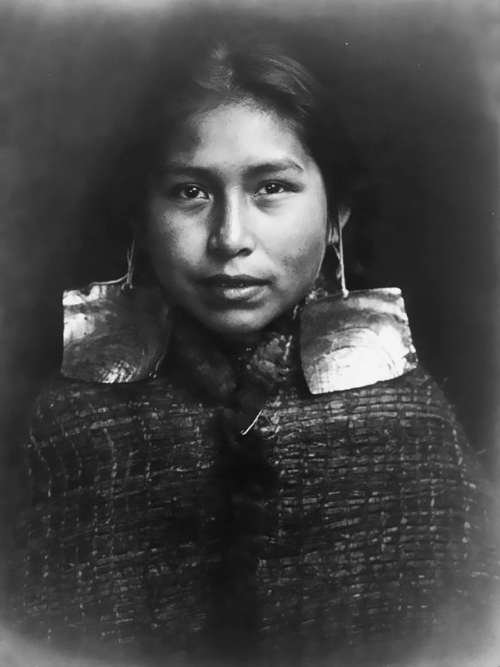 1800s-1900s Portraits Of Native American Teen Girls Show Their Unique Beauty And Style (36 Pics) 1800s-1900s Portraits Of Native American Teen Girls Show Their Unique Beauty And Style (36 Pics)