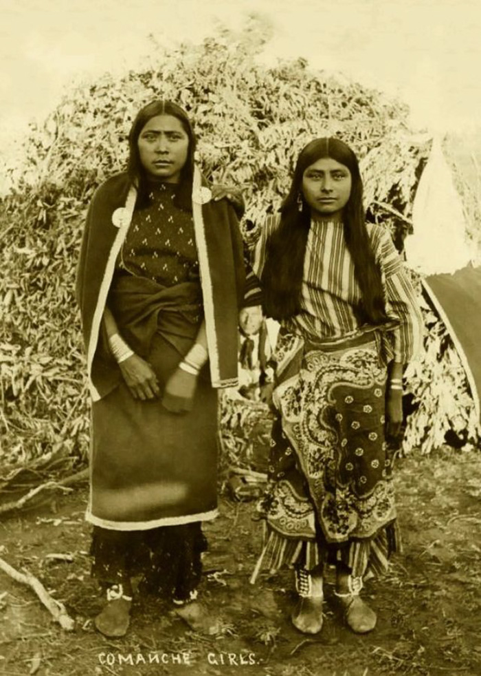 1800s-1900s Portraits Of Native American Teen Girls Show Their Unique Beauty And Style (36 Pics) 1800s-1900s Portraits Of Native American Teen Girls Show Their Unique Beauty And Style (36 Pics)