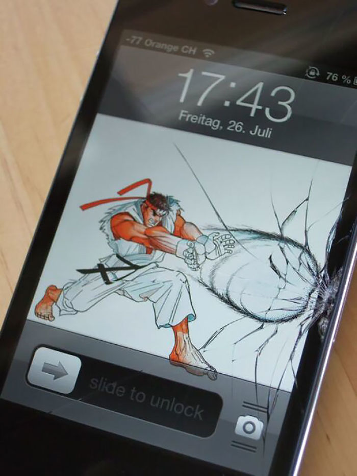 22 Creative Ways To Fix&#8221; Your Broken Phone Screen&#8221;