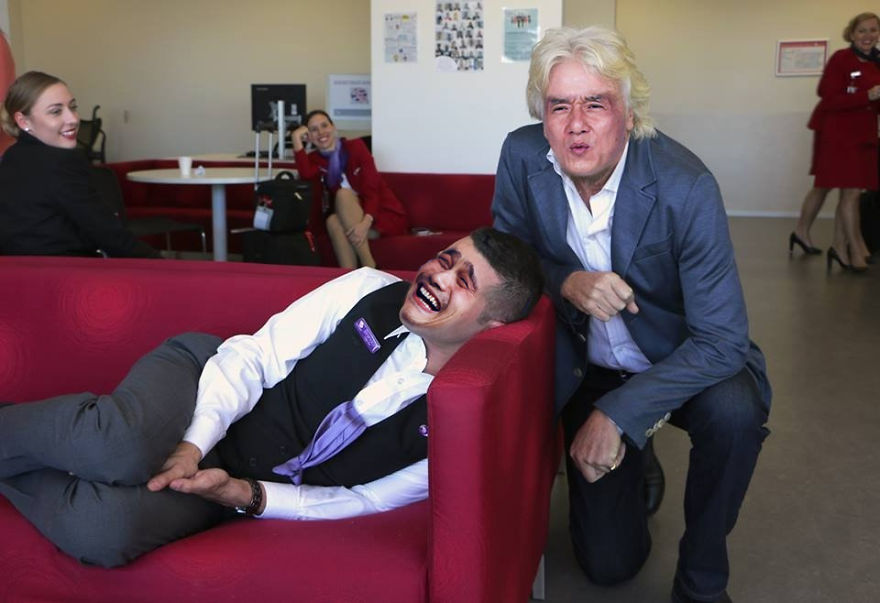Richard Branson Catches His Employee Sleeping At Work Richard Branson Catches His Employee Sleeping At Work