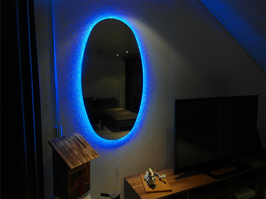 Portal Mirrors Are The Coolest Way To Decorate Your Room Portal Mirrors Are The Coolest Way To Decorate Your Room