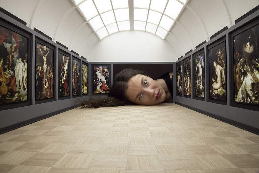 People Put Their Heads Inside Miniature Galleries To Become Famous Art Exhibits Themselves