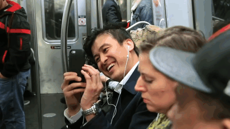 Guy Takes More Fake Book Covers Onto Subway To See How People React Guy Takes More Fake Book Covers Onto Subway To See How People React