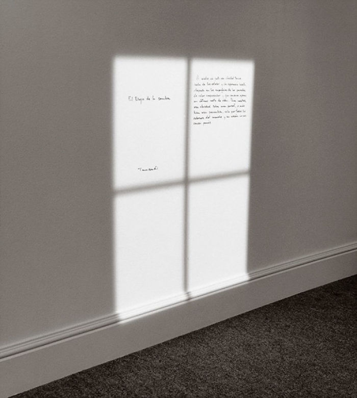 25 Mind-Bending Photos by Chema Madoz That Will Make You Look Twice