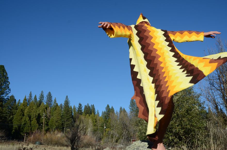 I Turn Grandma’s Blankets Into Clothes I Turn Grandma’s Blankets Into Clothes