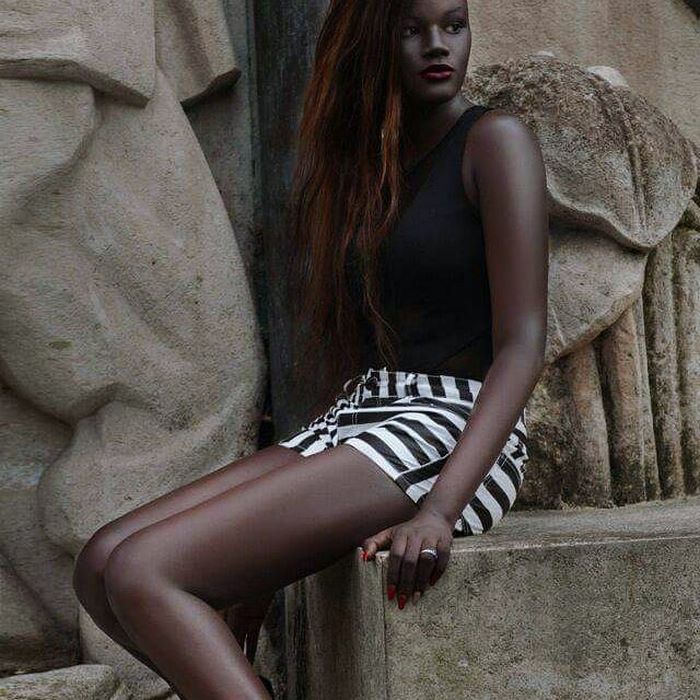 Teen Bullied For Her Incredibly Dark Skin Color Becomes A Model, Takes The Internet By Storm