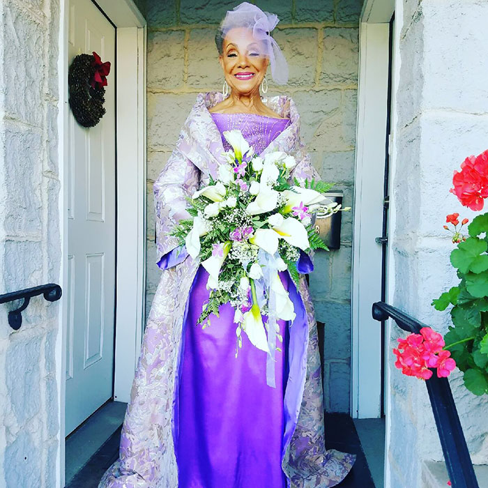 86-Year-Old Grandma Gets Married In A Gorgeous Dress She Designed Herself