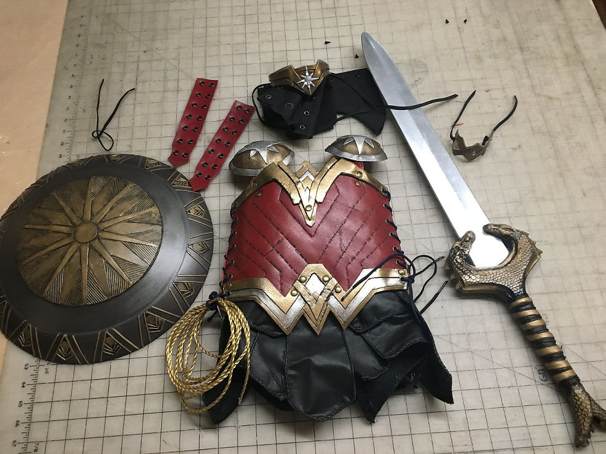 Photographer Dad Spends $1,500 To Turn His 3-Year-Old Daughter Into Wonder Woman