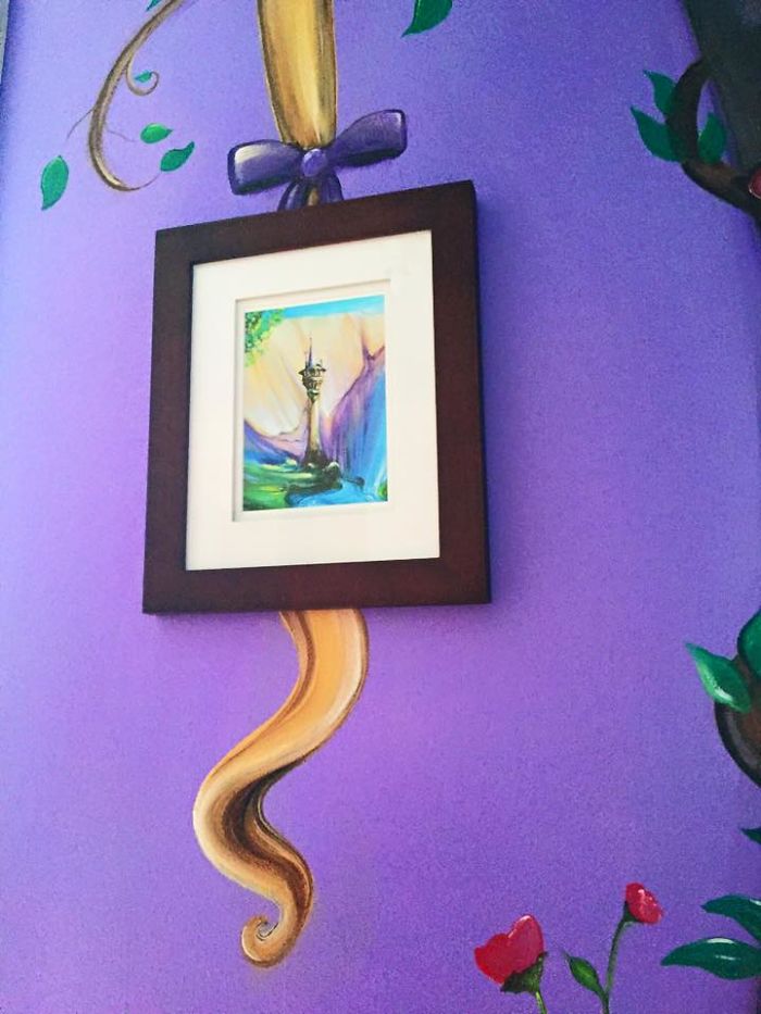 I Painted A Disney ‘Tangled’ Mural In My Daughter’s Room I Painted A Disney ‘Tangled’ Mural In My Daughter’s Room