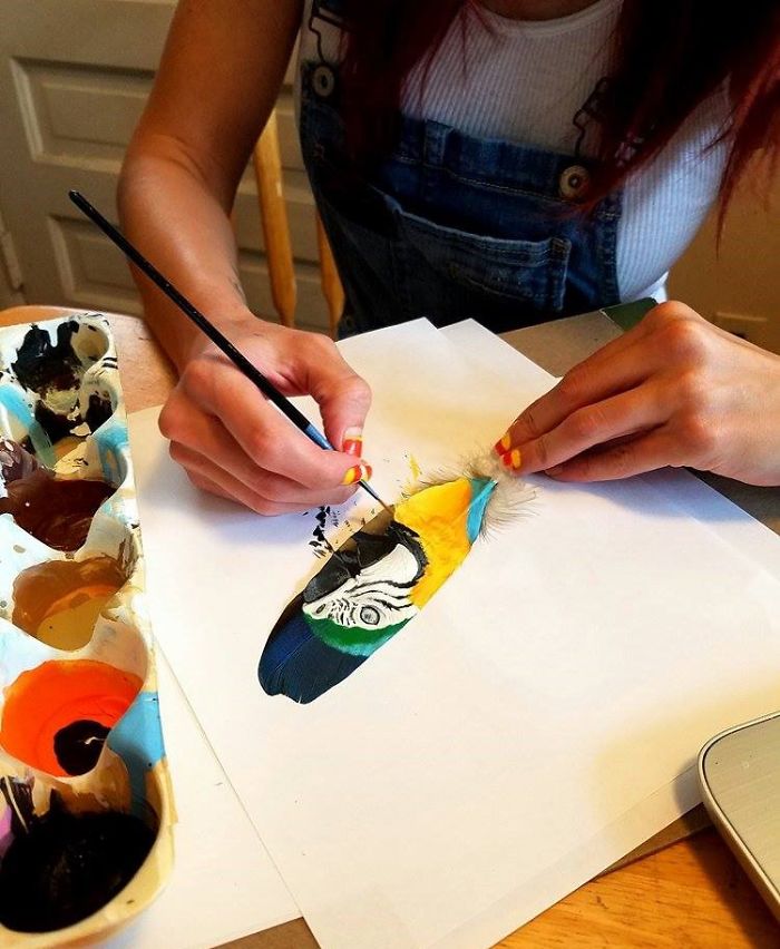 I Paint Realistic Animal Portraits On Delicate Feathers I Paint Realistic Animal Portraits On Delicate Feathers