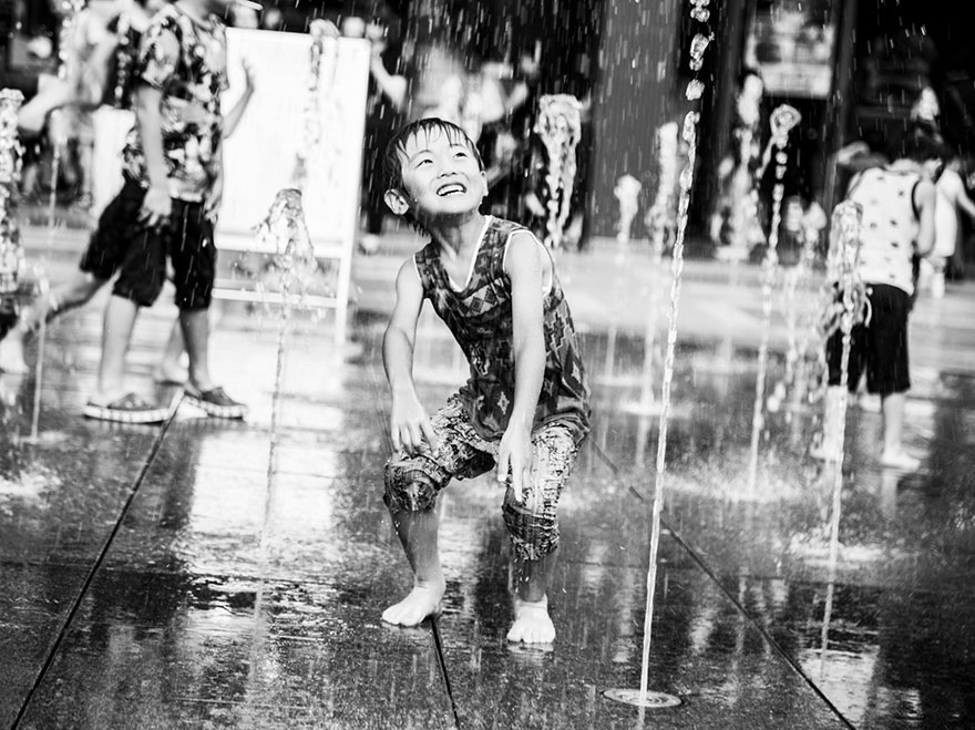 Top 147 Japan Street Photography Shots That Capture The Rarely Seen Side Of The Land Of The Rising Sun Top 147 Japan Street Photography Shots That Capture The Rarely Seen Side Of The Land Of The Rising Sun