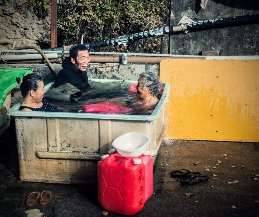 Top 147 Japan Street Photography Shots That Capture The Rarely Seen Side Of The Land Of The Rising Sun Top 147 Japan Street Photography Shots That Capture The Rarely Seen Side Of The Land Of The Rising Sun