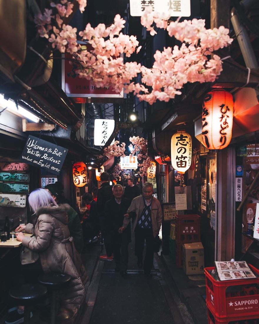 Top 147 Japan Street Photography Shots That Capture The Rarely Seen Side Of The Land Of The Rising Sun Top 147 Japan Street Photography Shots That Capture The Rarely Seen Side Of The Land Of The Rising Sun