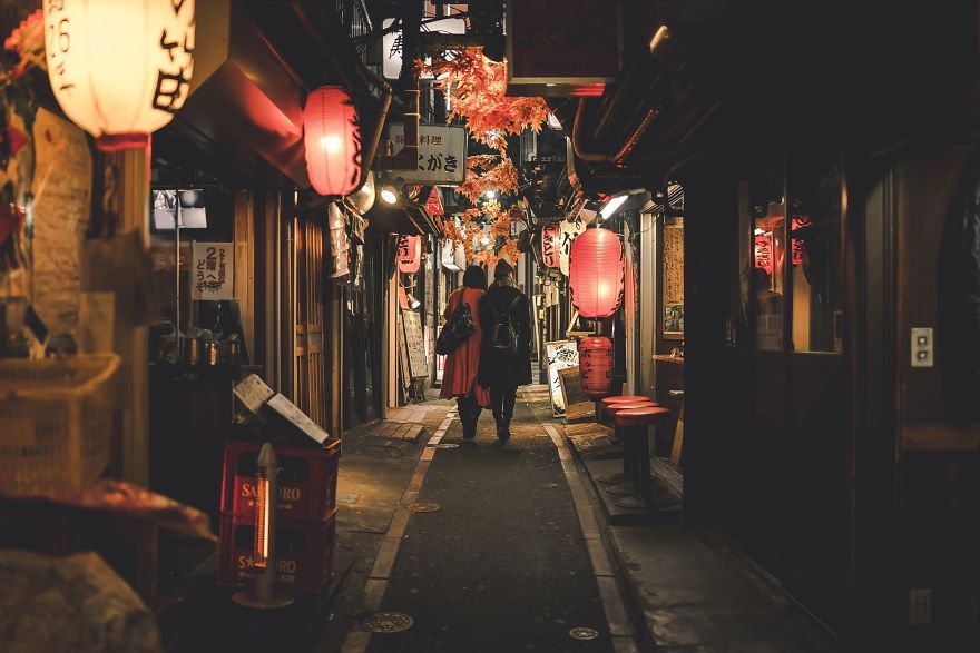 Top 147 Japan Street Photography Shots That Capture The Rarely Seen Side Of The Land Of The Rising Sun Top 147 Japan Street Photography Shots That Capture The Rarely Seen Side Of The Land Of The Rising Sun