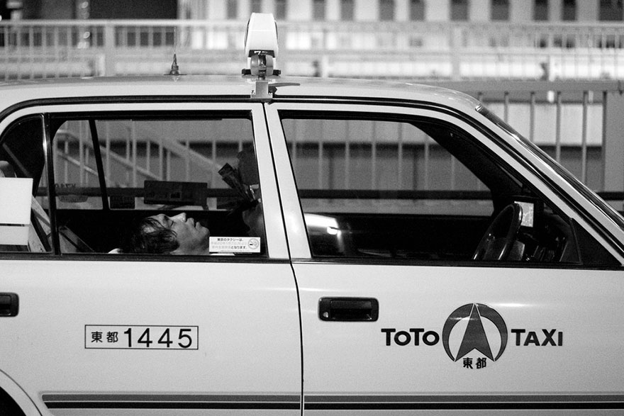 Top 147 Japan Street Photography Shots That Capture The Rarely Seen Side Of The Land Of The Rising Sun Top 147 Japan Street Photography Shots That Capture The Rarely Seen Side Of The Land Of The Rising Sun