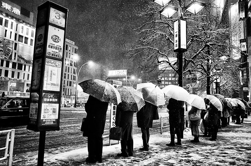 Top 147 Japan Street Photography Shots That Capture The Rarely Seen Side Of The Land Of The Rising Sun Top 147 Japan Street Photography Shots That Capture The Rarely Seen Side Of The Land Of The Rising Sun