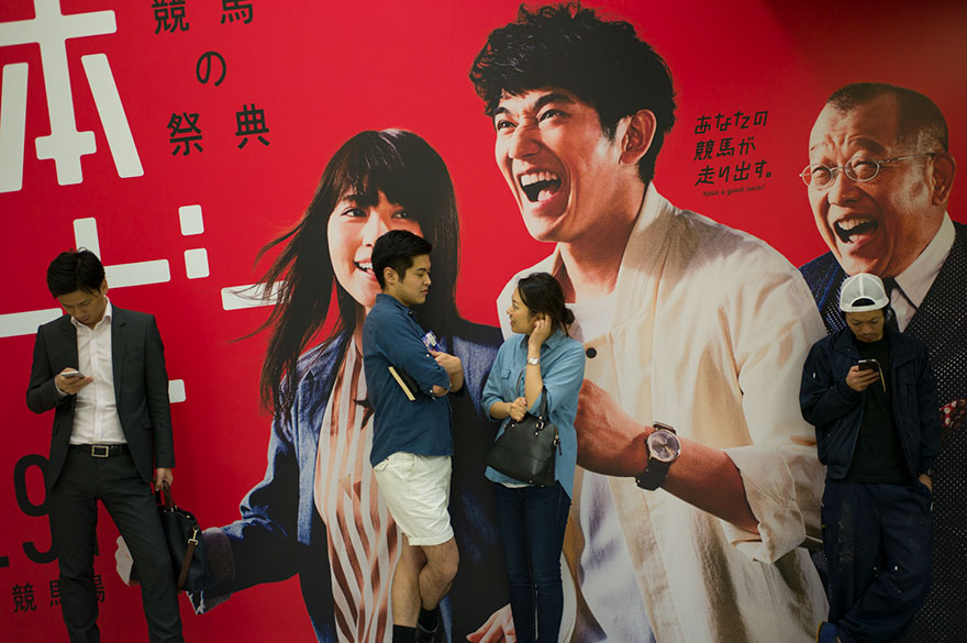 Top 147 Japan Street Photography Shots That Capture The Rarely Seen Side Of The Land Of The Rising Sun Top 147 Japan Street Photography Shots That Capture The Rarely Seen Side Of The Land Of The Rising Sun