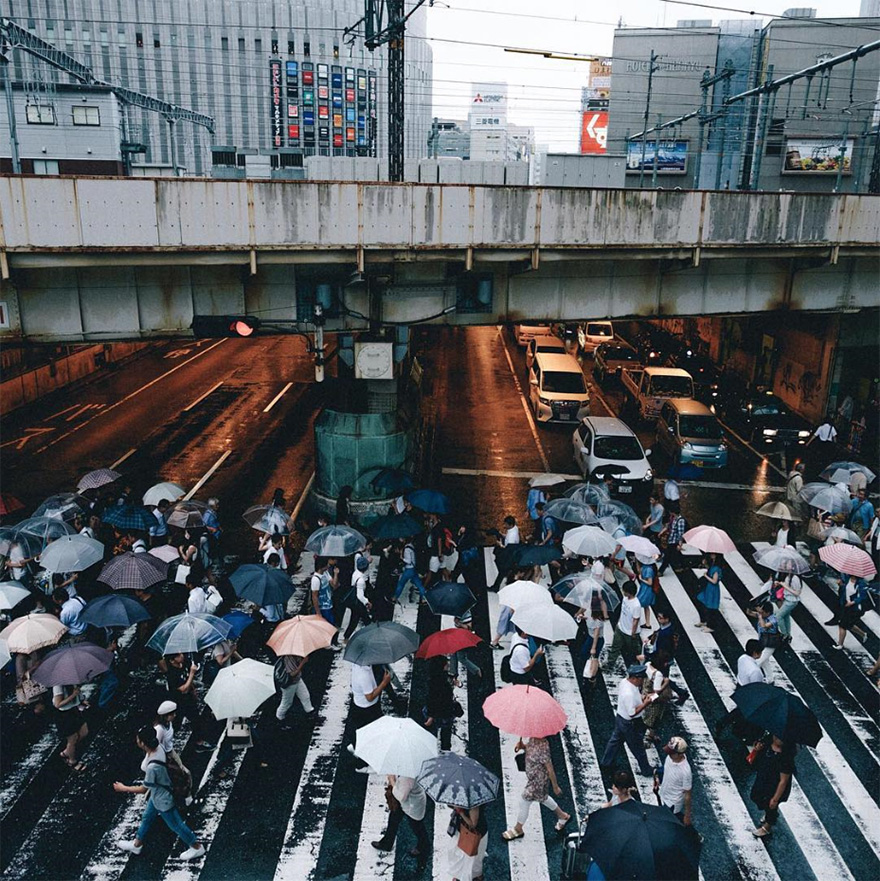 Top 147 Japan Street Photography Shots That Capture The Rarely Seen Side Of The Land Of The Rising Sun Top 147 Japan Street Photography Shots That Capture The Rarely Seen Side Of The Land Of The Rising Sun