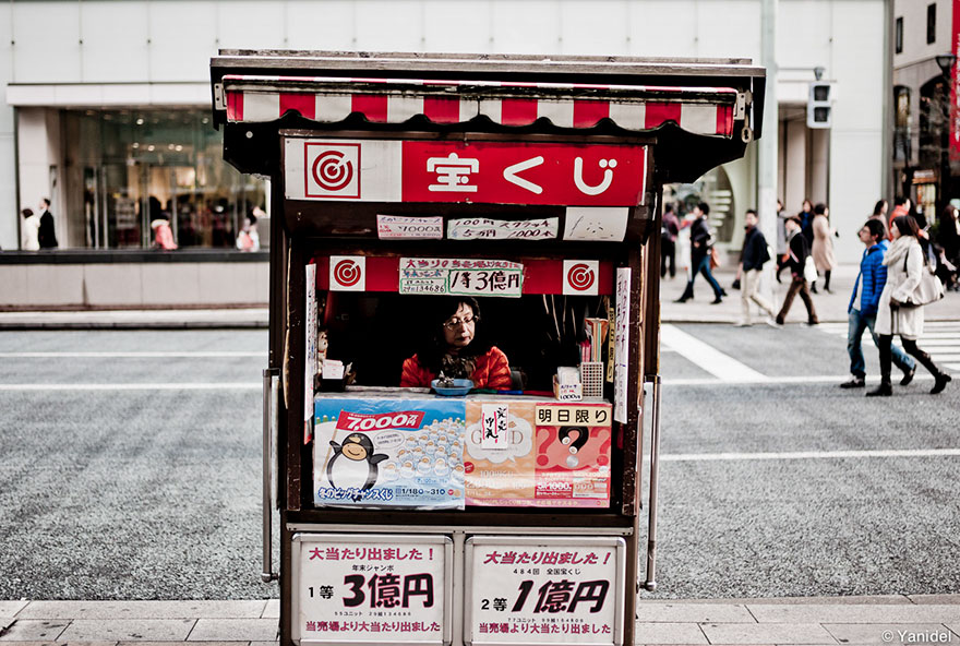 Top 147 Japan Street Photography Shots That Capture The Rarely Seen Side Of The Land Of The Rising Sun Top 147 Japan Street Photography Shots That Capture The Rarely Seen Side Of The Land Of The Rising Sun