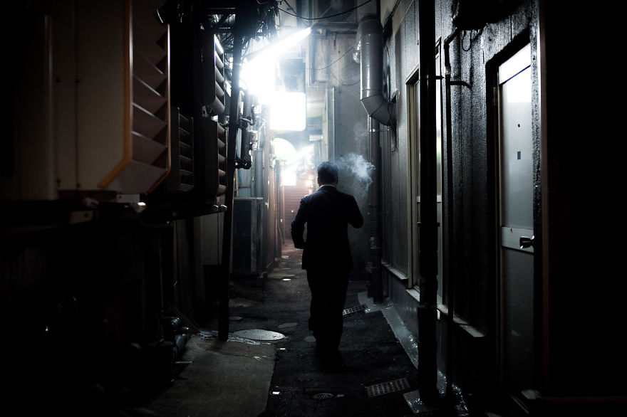 Top 147 Japan Street Photography Shots That Capture The Rarely Seen Side Of The Land Of The Rising Sun Top 147 Japan Street Photography Shots That Capture The Rarely Seen Side Of The Land Of The Rising Sun