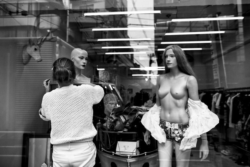 Top 147 Japan Street Photography Shots That Capture The Rarely Seen Side Of The Land Of The Rising Sun Top 147 Japan Street Photography Shots That Capture The Rarely Seen Side Of The Land Of The Rising Sun