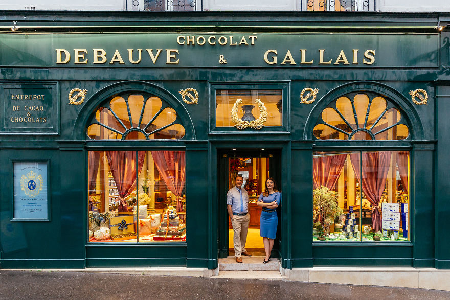 I Photograph Parisian Storefronts To Reveal The Story Of Paris Rarely Seen By Tourists (31 Pics) I Photograph Parisian Storefronts To Reveal The Story Of Paris Rarely Seen By Tourists (31 Pics)