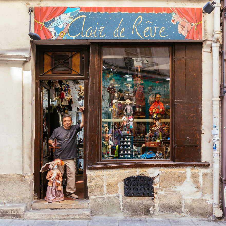 I Photograph Parisian Storefronts To Reveal The Story Of Paris Rarely Seen By Tourists (31 Pics) I Photograph Parisian Storefronts To Reveal The Story Of Paris Rarely Seen By Tourists (31 Pics)