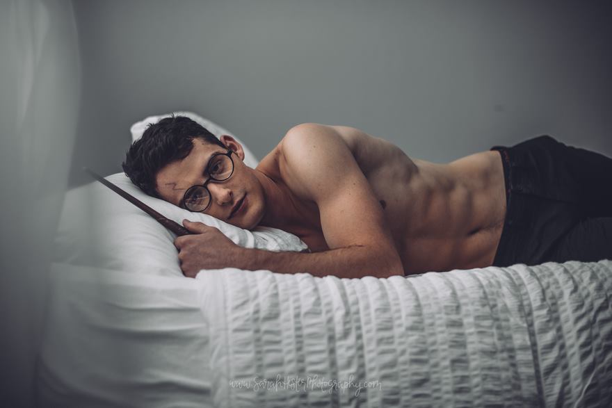 This Harry Potter Boudoir Shoot Is So Hot It’s Riddikulus This Harry Potter Boudoir Shoot Is So Hot It’s Riddikulus