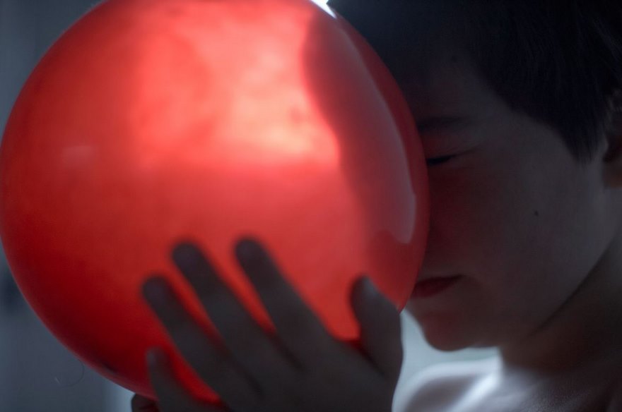 Loving Dad Starts Documenting Unique Habits Of His Autistic Son, And It Changes Their Lives