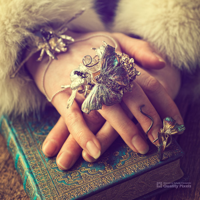 I Made A Wearable Fairytale Out Of Silver And Insects I Made A Wearable Fairytale Out Of Silver And Insects