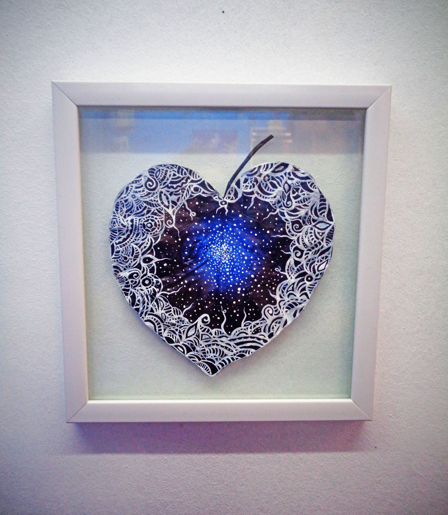 33 Fallen Leaves: Georgian Couple Uses Fallen Leaves To Create Out-Of-This-World Art 33 Fallen Leaves: Georgian Couple Uses Fallen Leaves To Create Out-Of-This-World Art