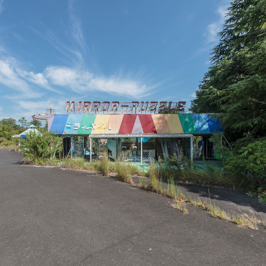 Abandoned Theme Park In Japan That I Visited During My Last Trip Abandoned Theme Park In Japan That I Visited During My Last Trip