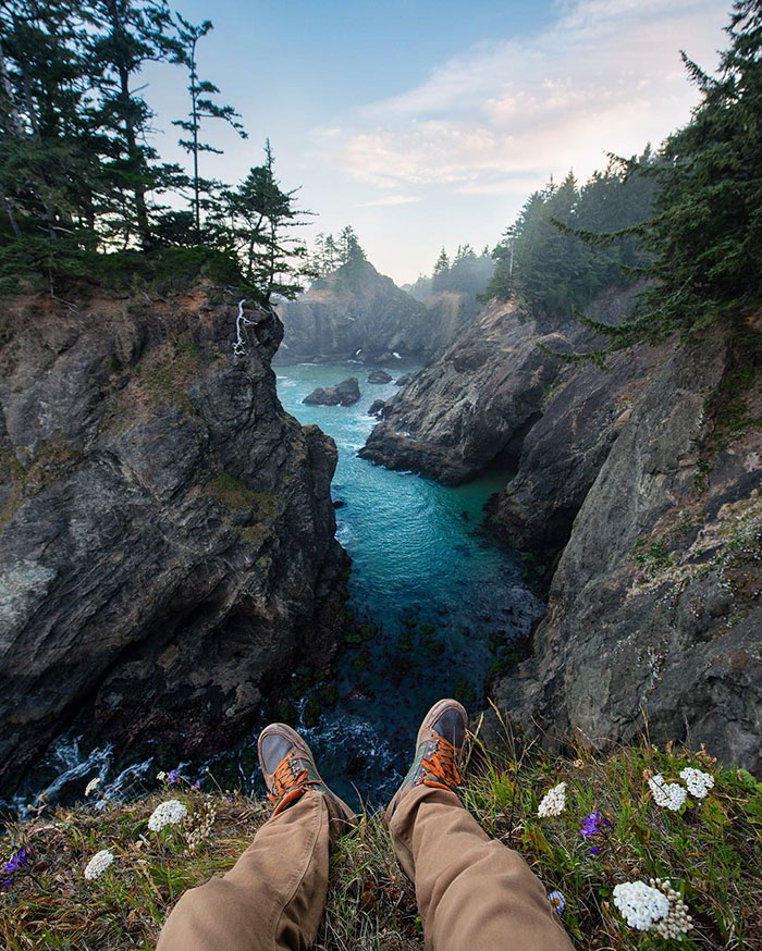 Guy Turns His Grandma’s Old Van Into Mobile Home And Spends 2 Years Travelling The World
