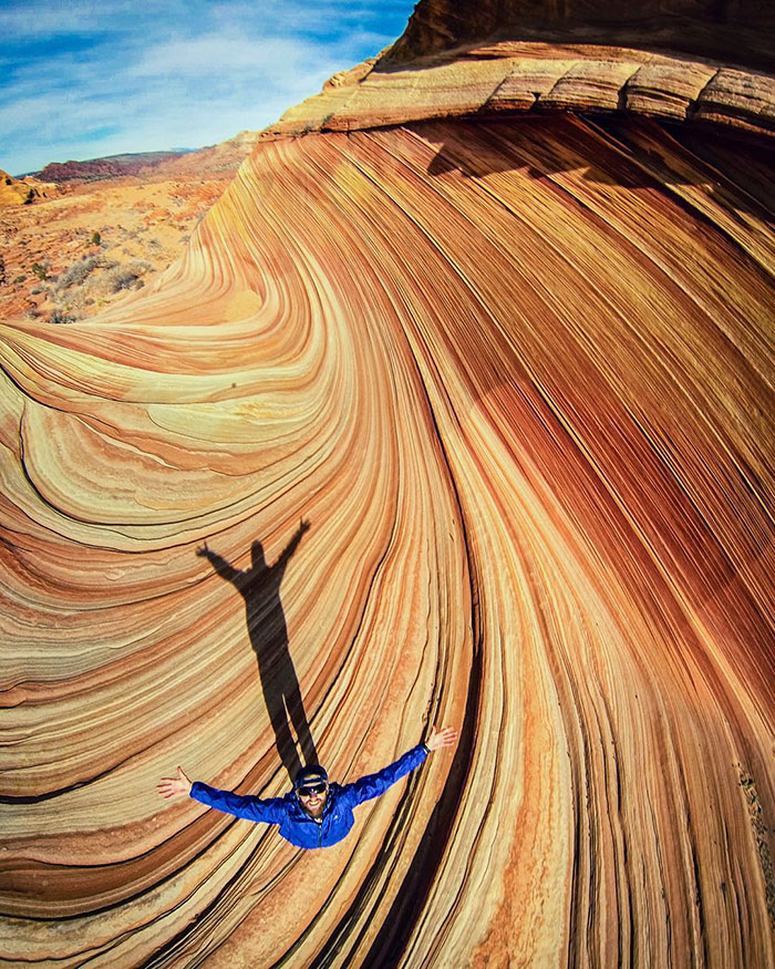 Guy Turns His Grandma’s Old Van Into Mobile Home And Spends 2 Years Travelling The World