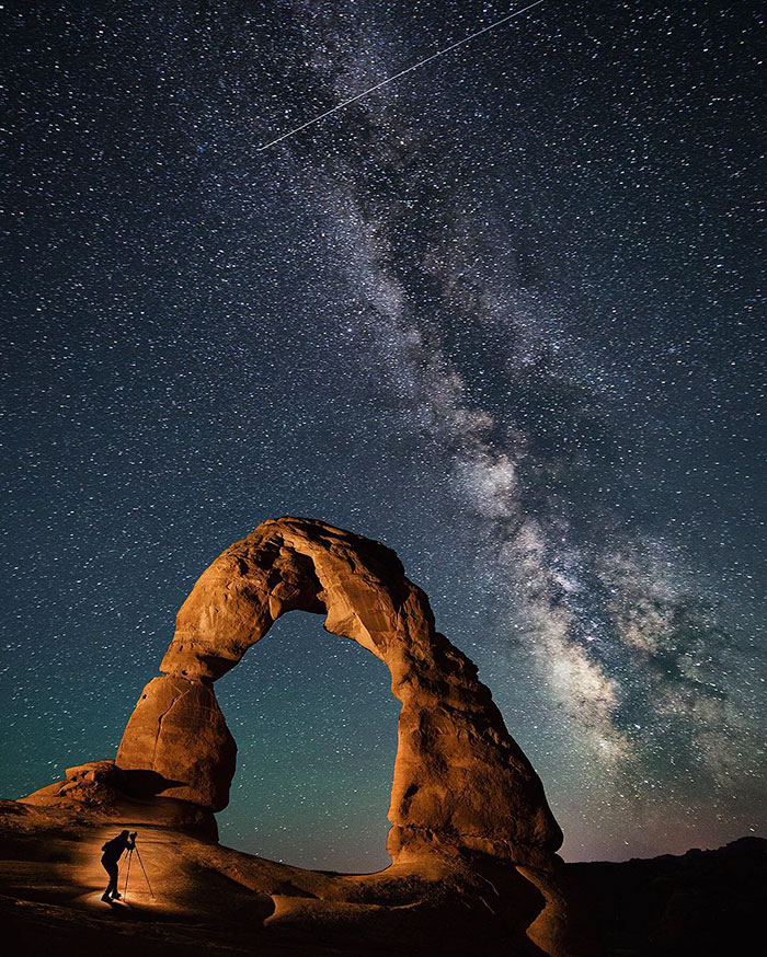 Guy Turns His Grandma’s Old Van Into Mobile Home And Spends 2 Years Travelling The World