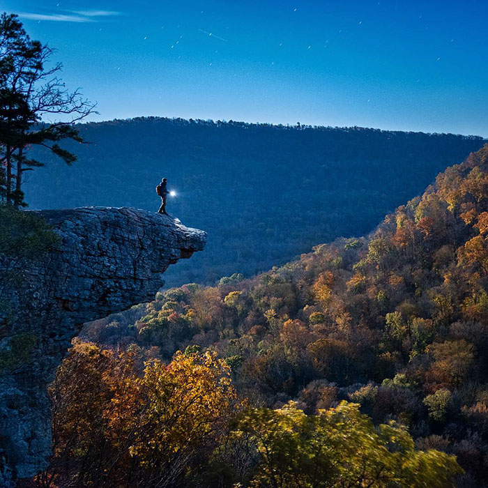 Guy Turns His Grandma’s Old Van Into Mobile Home And Spends 2 Years Travelling The World