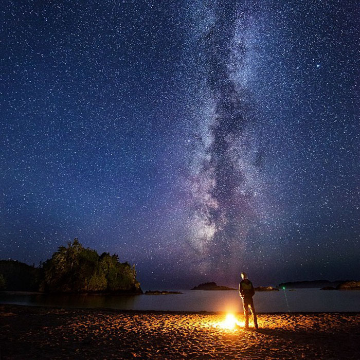 Guy Turns His Grandma’s Old Van Into Mobile Home And Spends 2 Years Travelling The World