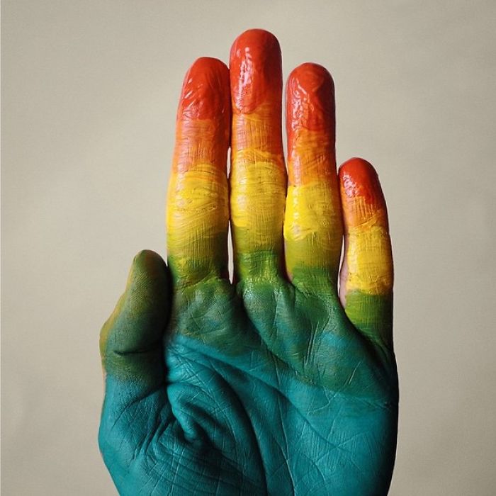 Artist Uses Everyday Objects To Create Powerful Arrangements In An Ode To Turquoise Artist Uses Everyday Objects To Create Powerful Arrangements In An Ode To Turquoise