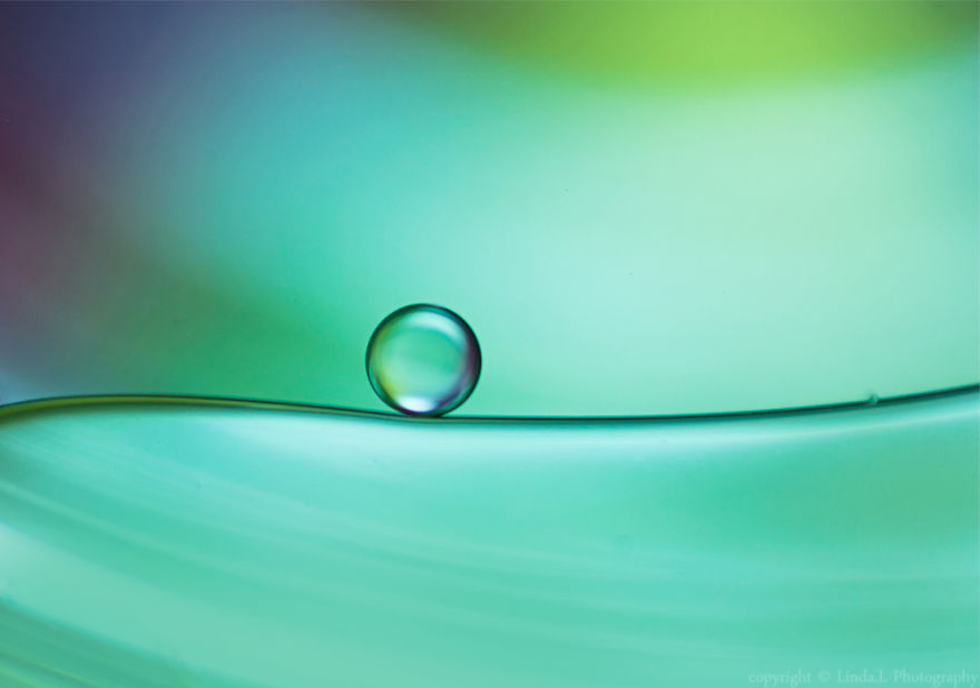 I Use Oil And Water To Photograph Abstract Drops I Use Oil And Water To Photograph Abstract Drops