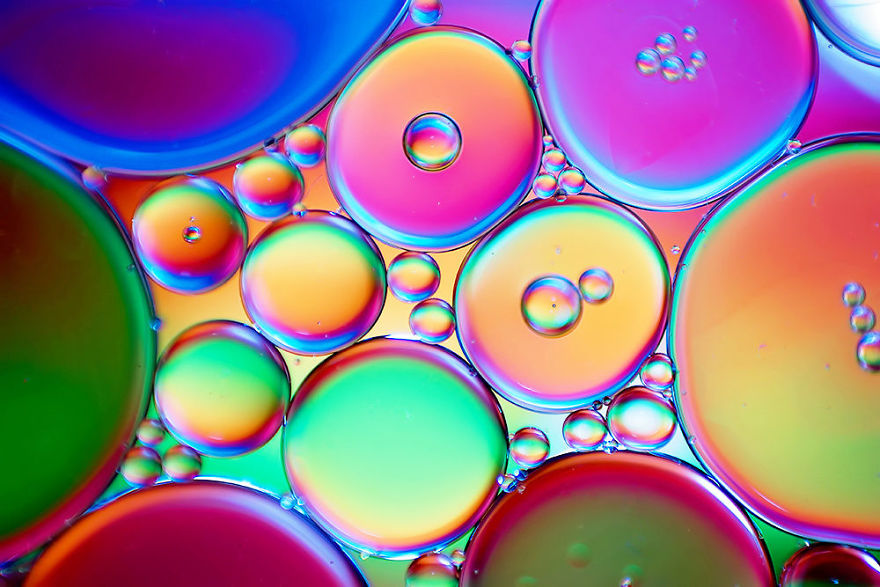 I Use Oil And Water To Photograph Abstract Drops I Use Oil And Water To Photograph Abstract Drops