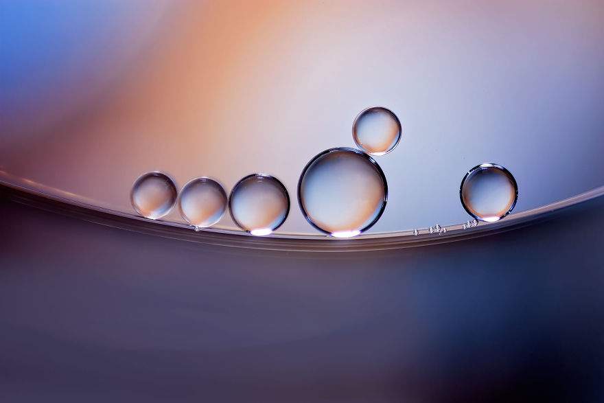 I Use Oil And Water To Photograph Abstract Drops I Use Oil And Water To Photograph Abstract Drops