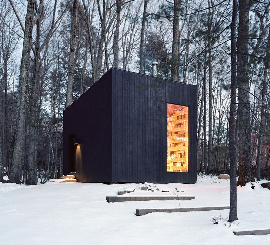 This Secluded Library In The Woods Is Every Book Lover’s Dream