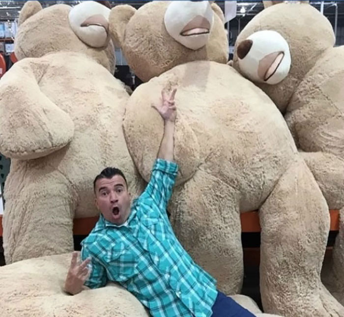 Grandpa Gets Granddaughter Ridiculously Huge Teddy Bear, And The Internet Just Cannot Bear It Grandpa Gets Granddaughter Ridiculously Huge Teddy Bear, And The Internet Just Cannot Bear It